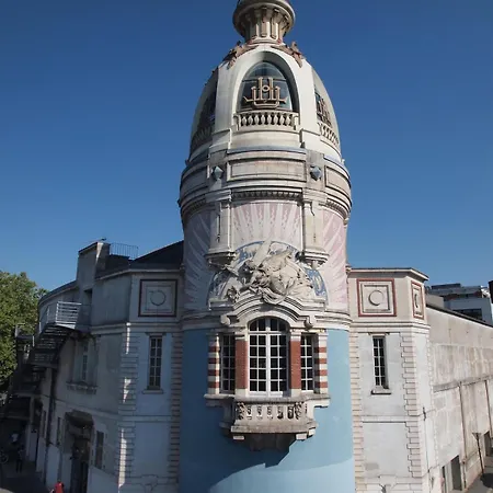 Calme, Chu - Place Royale - Pommeraye